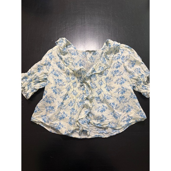 Maison d'Amélie Tops - Maison d'Amélie Paris Blue White Floral Ruffle V-Neck Puff Sleeve Blouse Small